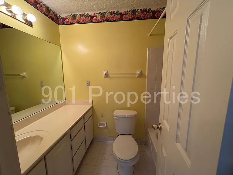 4957 Rivercrest Ln — Photo 21