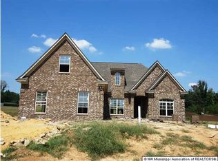 1628 Sledgefield Ln, Southaven, MS 38671