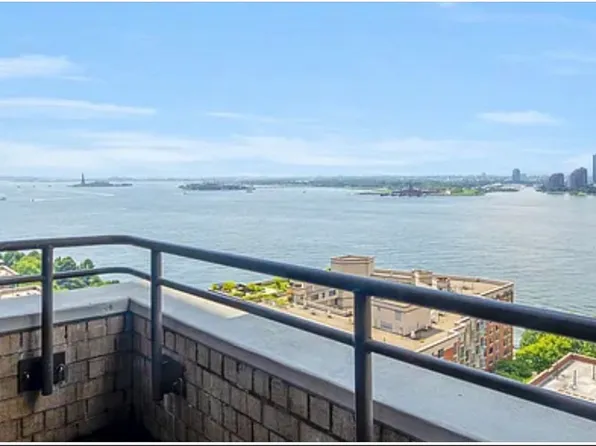 200 Rector Pl APT 18C, New York, NY 10280