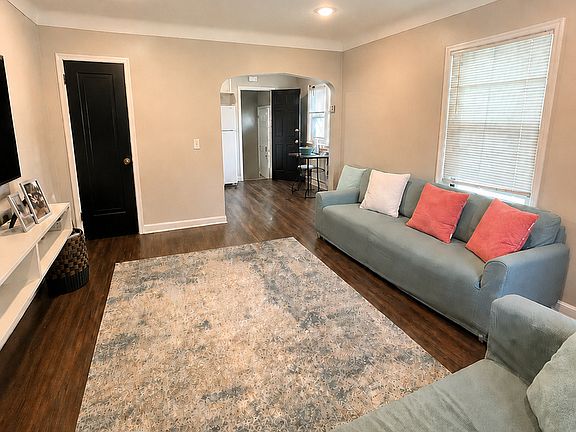 2nd image of 5704 Chicago Ave #5704