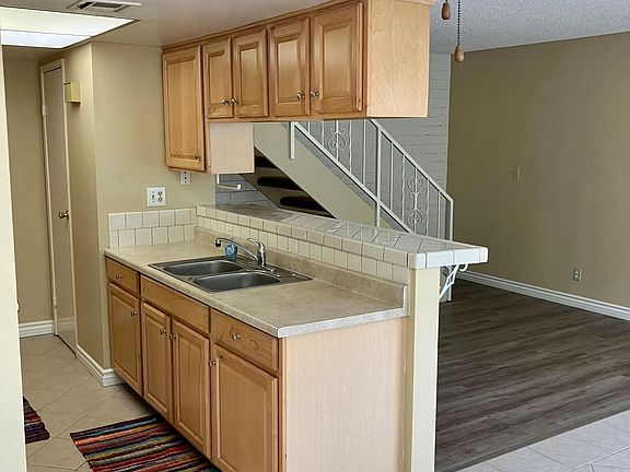 5th image of 1073 W Calle De La Luna APT 2