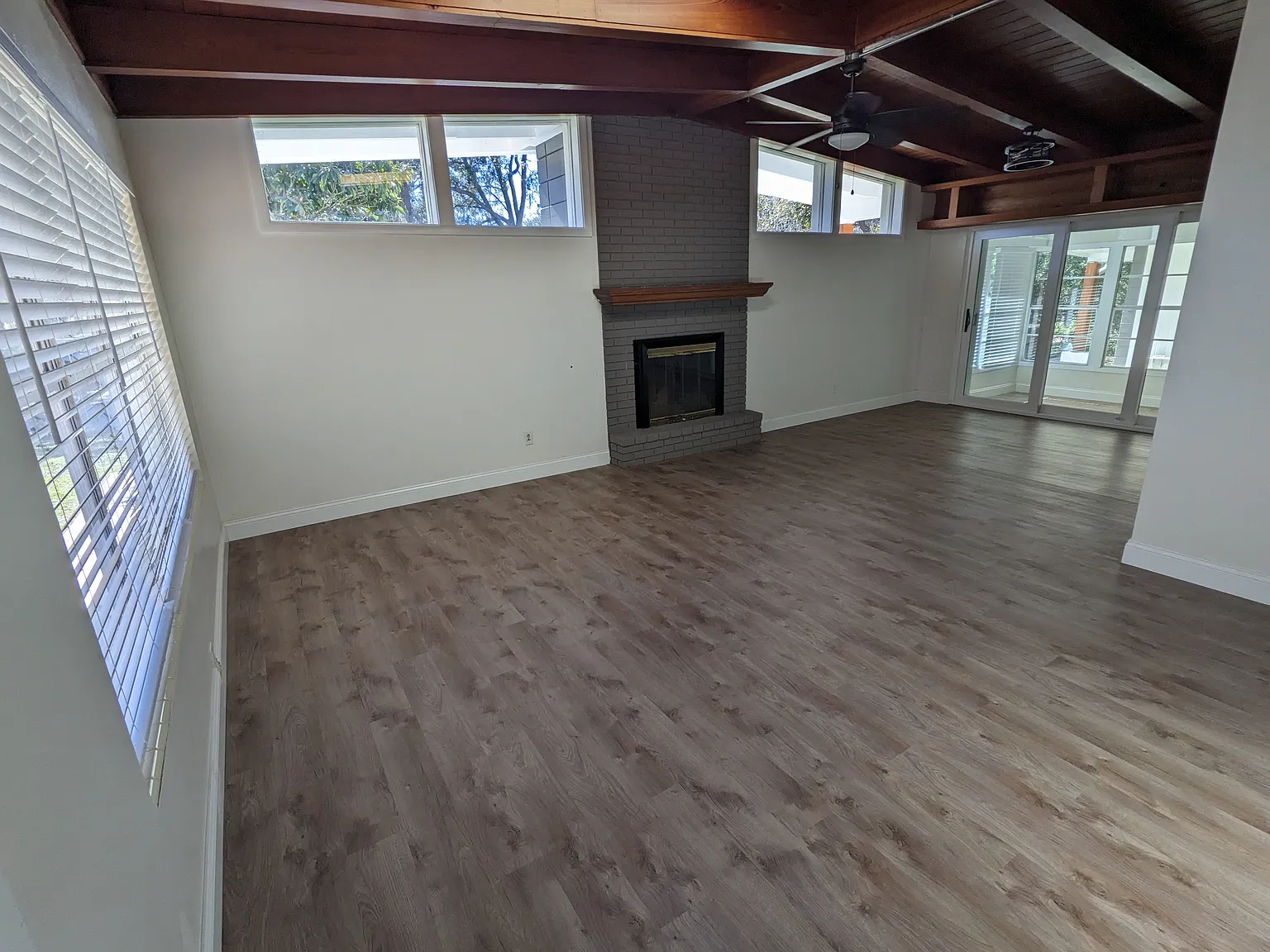 3 bed, 1706 sqft, $2,150 — Photo 4
