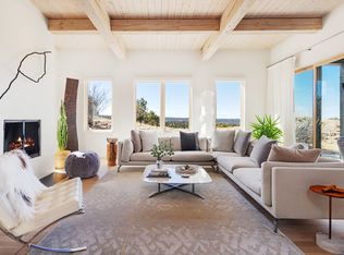 24 Calle Encanto, Santa Fe, NM 87506