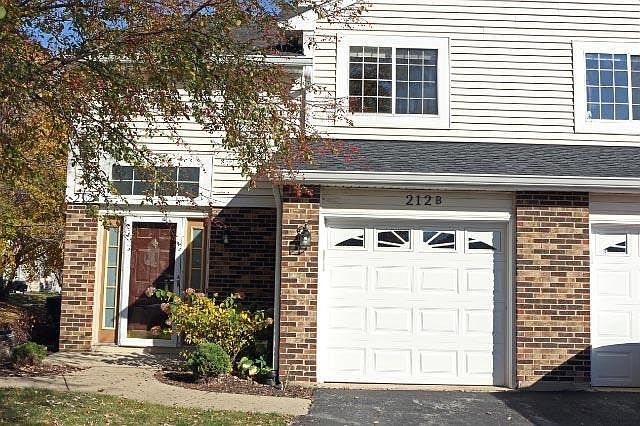 1st image of 212 Brittany Dr
