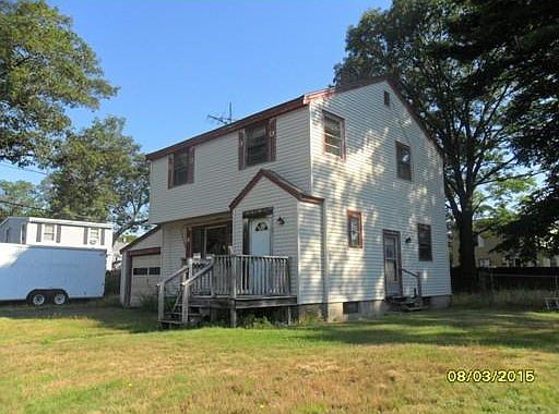 2nd image of 5 Saunders Rd