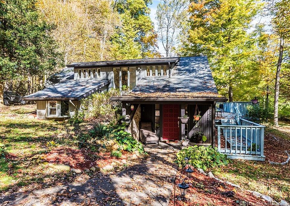 1st image of 3317 Woods Dr NE