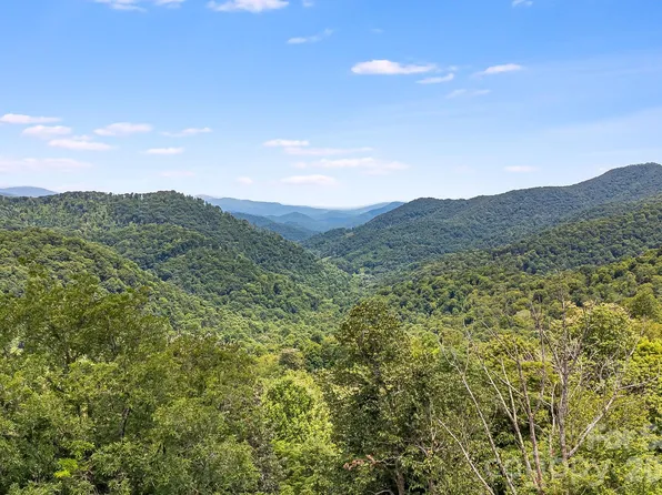 1617 Mountain Gait Dr #16 & 17, Mars Hill, NC 28754