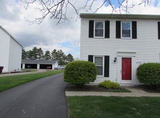 27016 Heatherford Dr, Perrysburg, OH 43551