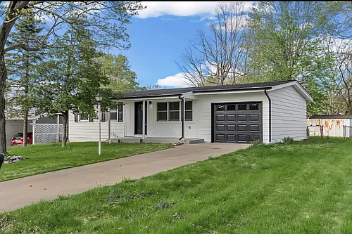 127 Yankee Dr Photo 1
