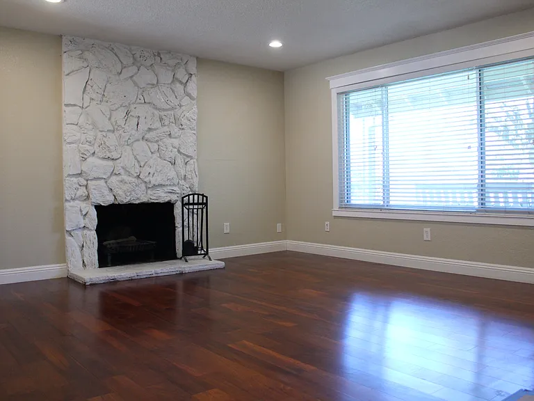9100 Castlebar Way — Photo 7