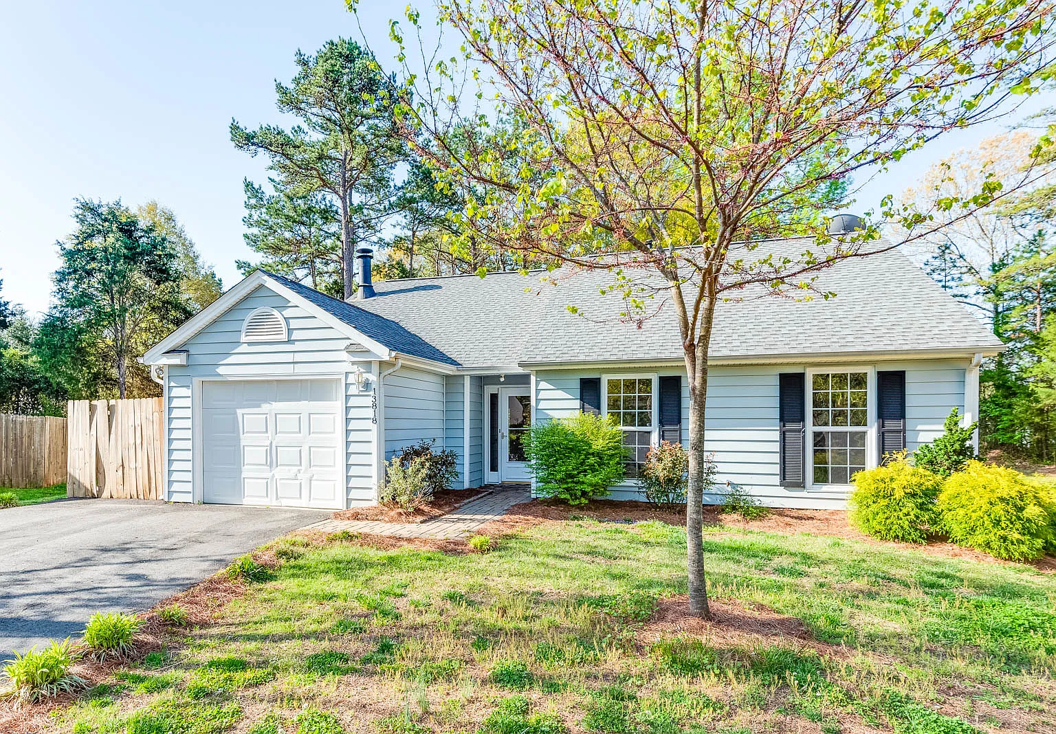 Ranch Home in great school district! — Photo 1