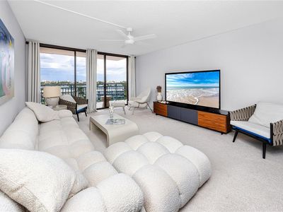 1 Key Capri APT 606W, Treasure Island, FL, 33706