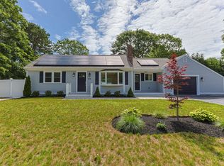 28 Vandermint Ln, Hyannis, MA 02601