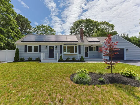 28 Vandermint Lane, Hyannis, MA 02601