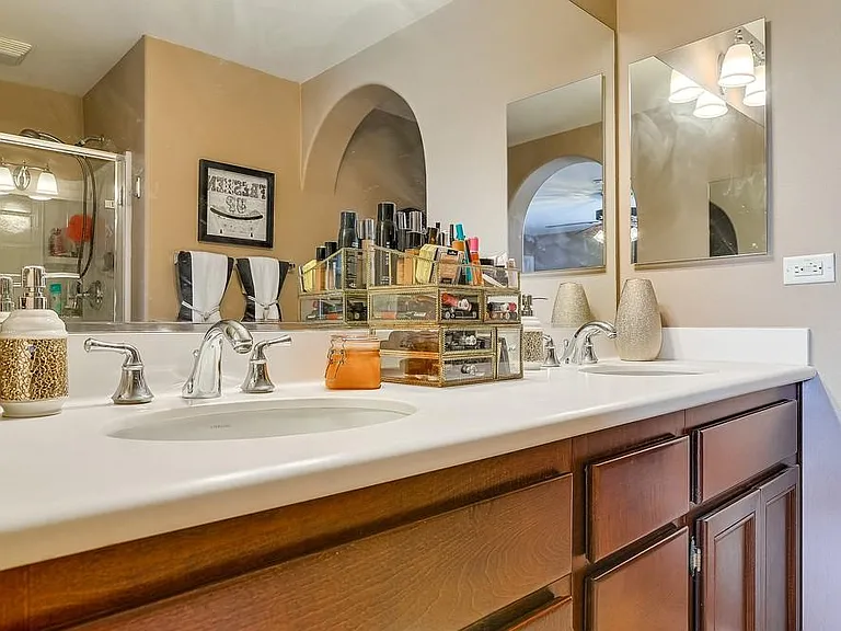4460 Owens St #104 — Photo 34
