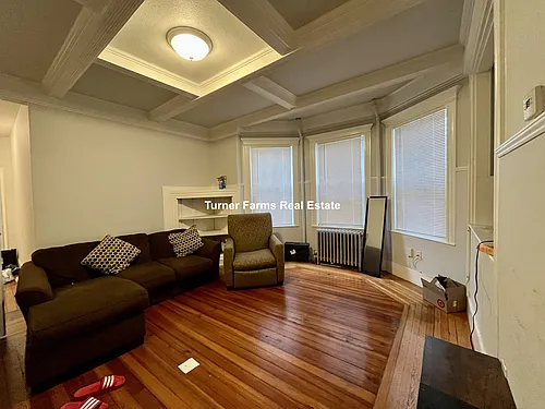 114 Thornton St #1 Photo 1