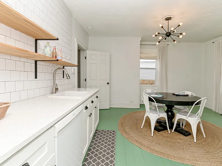 3304 Brotherton Rd — Photo 8