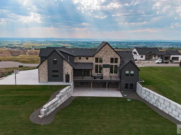 7753 S Packbridge Ln, Idaho Falls, ID 83406