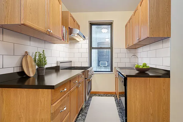 Rented by Douglas Elliman | media 10