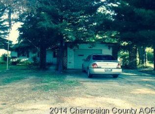 447 E Chestnut St, Paxton, IL 60957