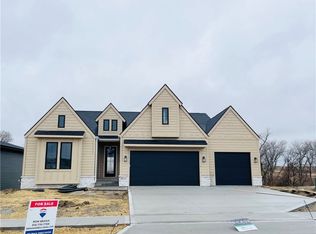 1110 Harrington Way, Waukee, IA 50263