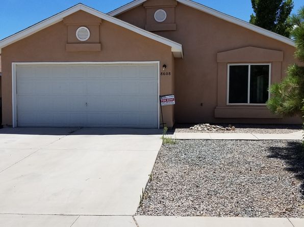 8608 Spotted Pony Ave SW