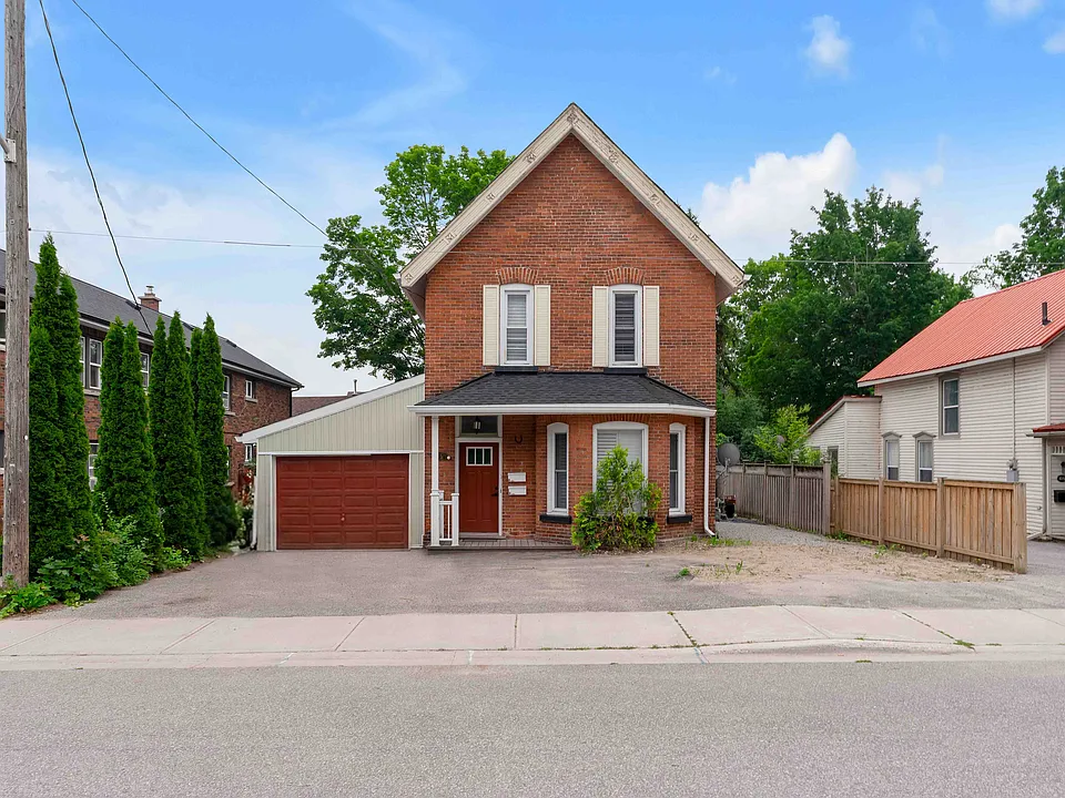 115 Tecumseth St