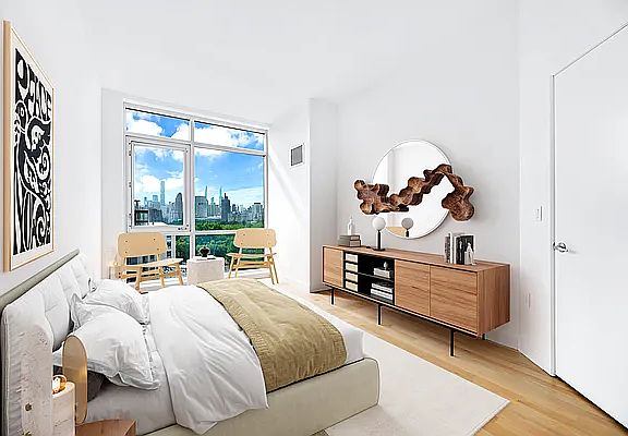 4th image of 11-24 31st Ave #7B