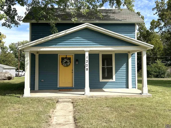 1228 NW Van Buren St, Topeka, KS 66608