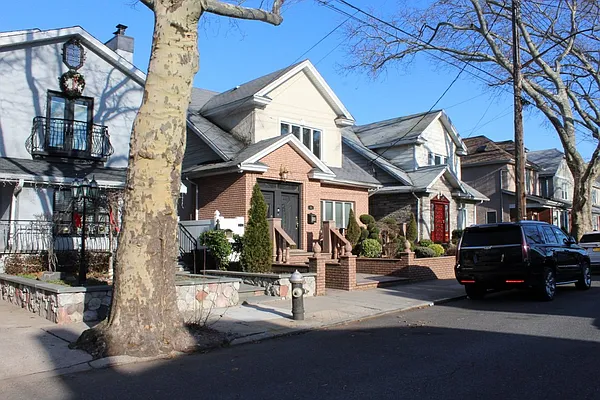 Rented by Block & Lot Real Estate | media 6