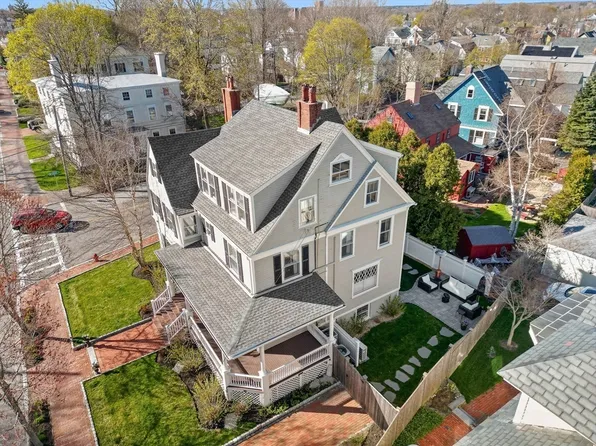 76 High St, Newburyport, MA 01950