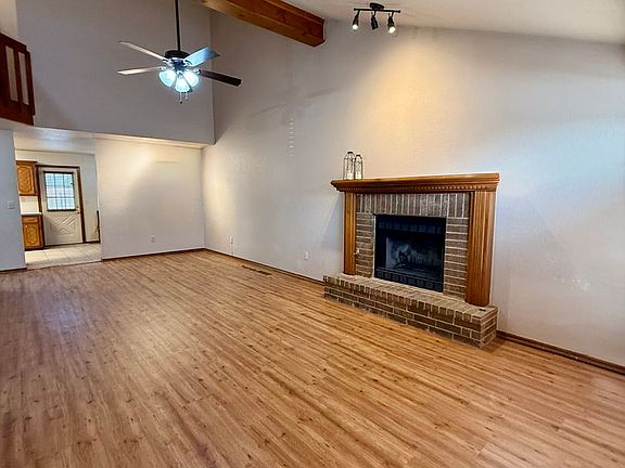 4th image of 721 SW 151st St