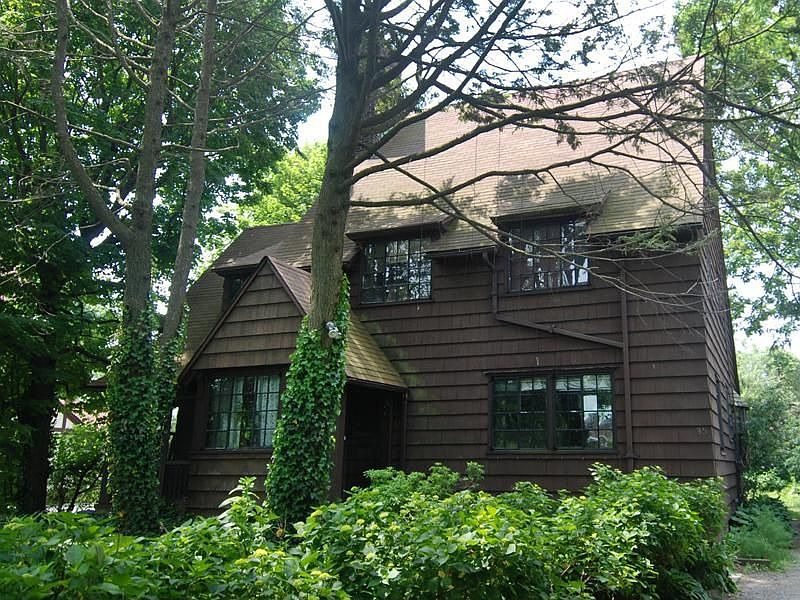 Spacious Center Hall Colonial