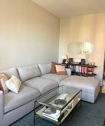 3rd image of 1814 N Wood St APT 3