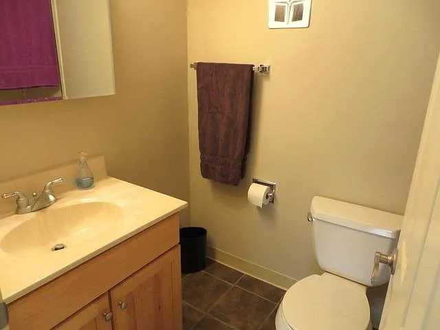 906 W Alleghany Dr #2B — Photo 18