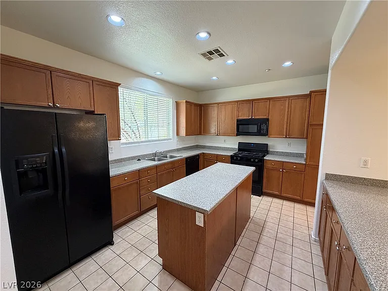 9033 Attractive Ct — Photo 2