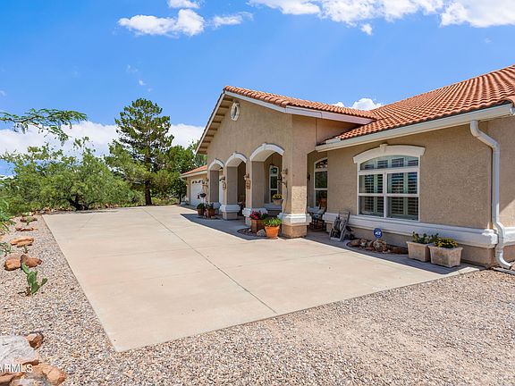 4th image of 1020 E YAQUI Street