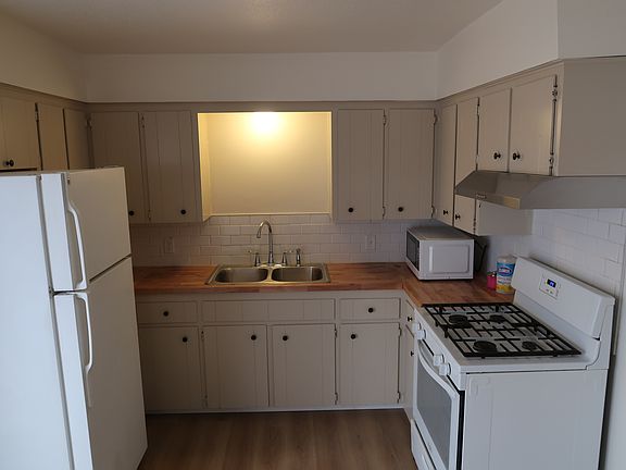 3rd image of 779-781 56th St SE