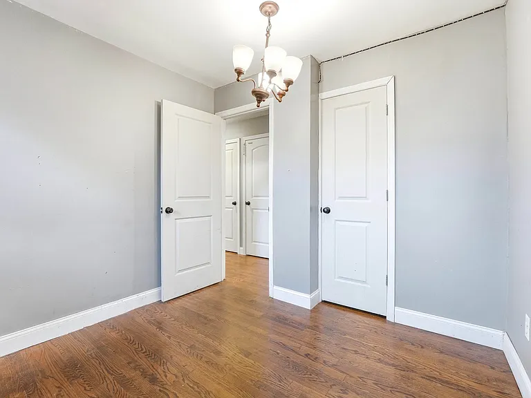 1116 N Maple Ave — Photo 7
