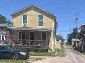 3rd image of 712 Spring St