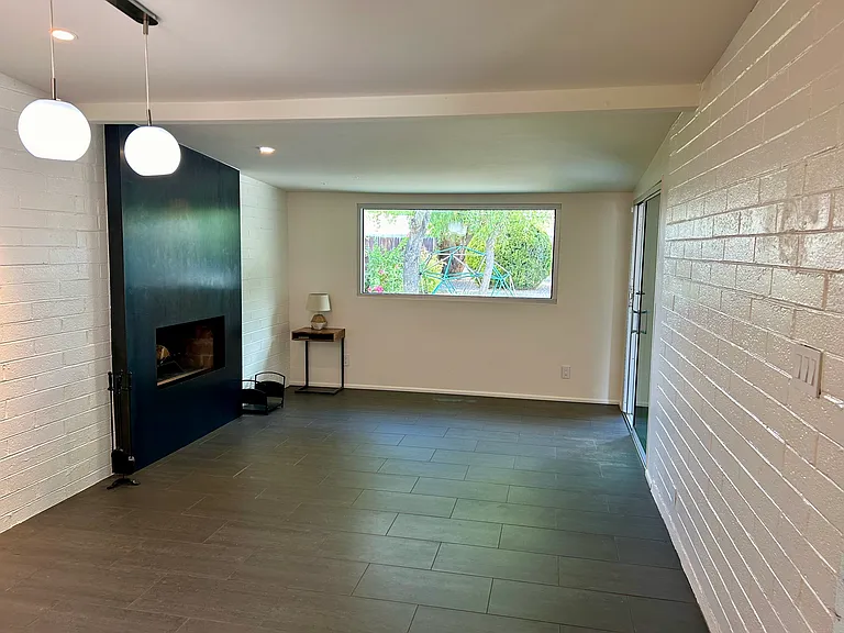 1420 E Rancho Dr — Photo 36