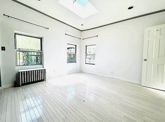 Rented by null | media 2