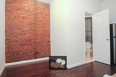 Rented by Jonis Realty