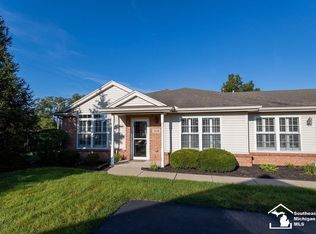 2428 Sutton Dr, Temperance, MI 48182