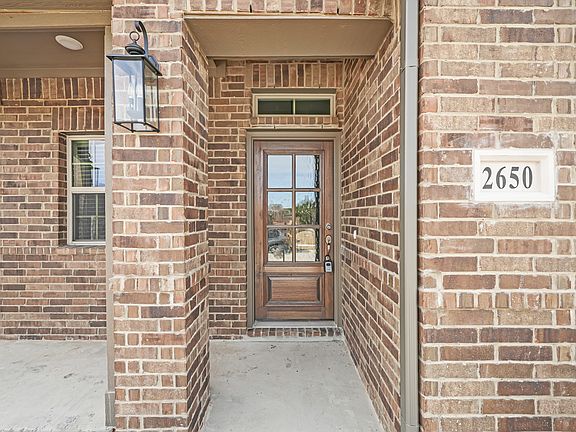 4th image of 2650 Bechtol St