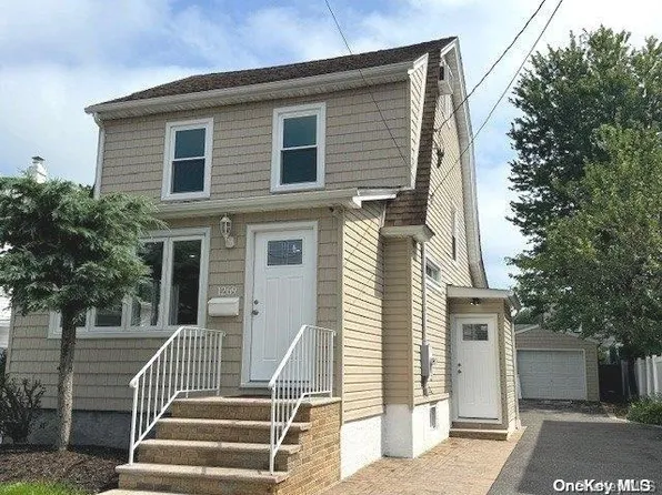 1269 Wheatley Street, Hewlett, NY 11557