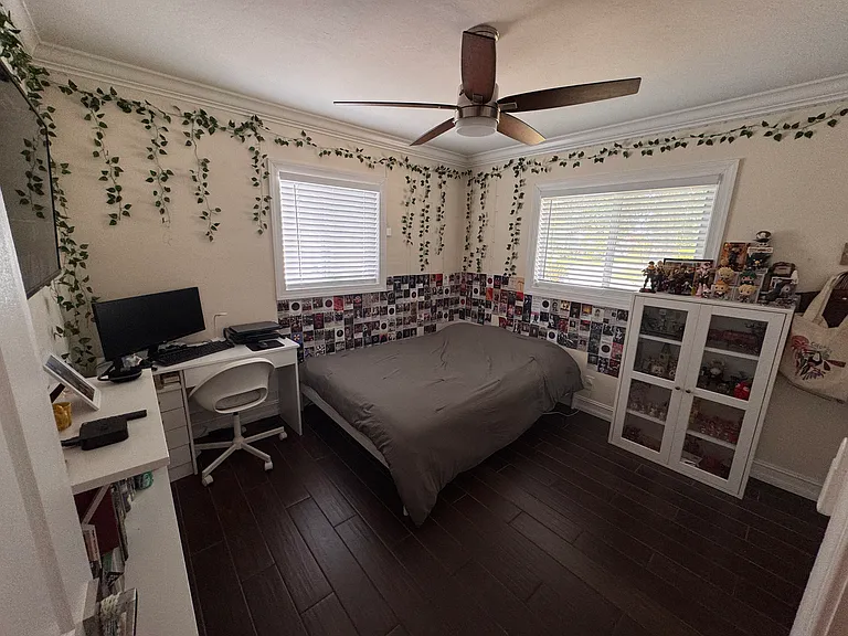 616 E Conference Dr — Photo 10