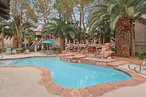 Valley View Senior Apartments Photo 1