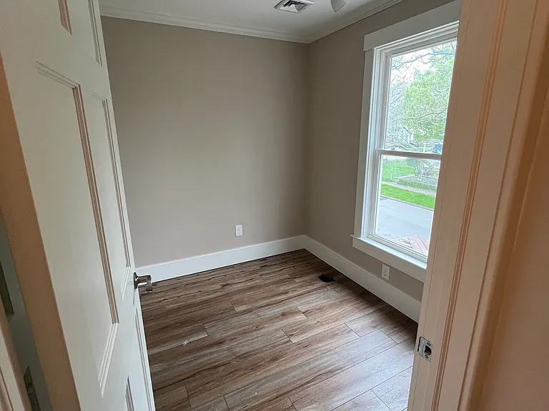 185 Columbia Ave #1 — Photo 5