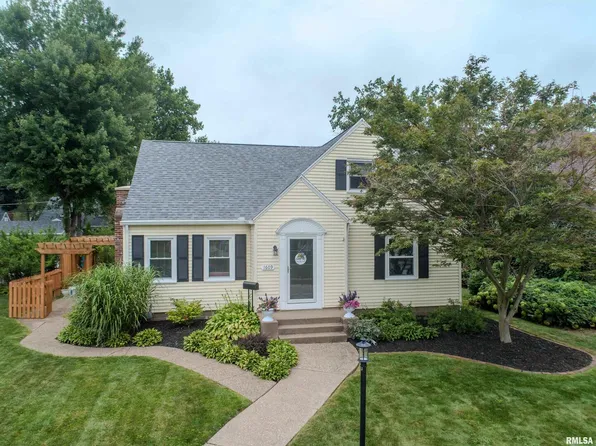1609 Marlo Ave, Davenport, IA 52803